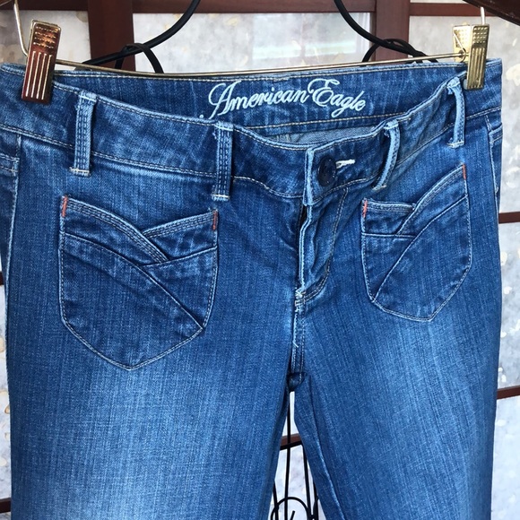 American Eagle light wash vintage flare jeans (Sz. 4) - Picture 3 of 10